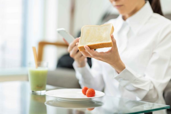 朝食