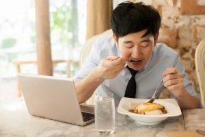 恋愛からダイエットまで　物事を簡単に諦める性格の人の言い分