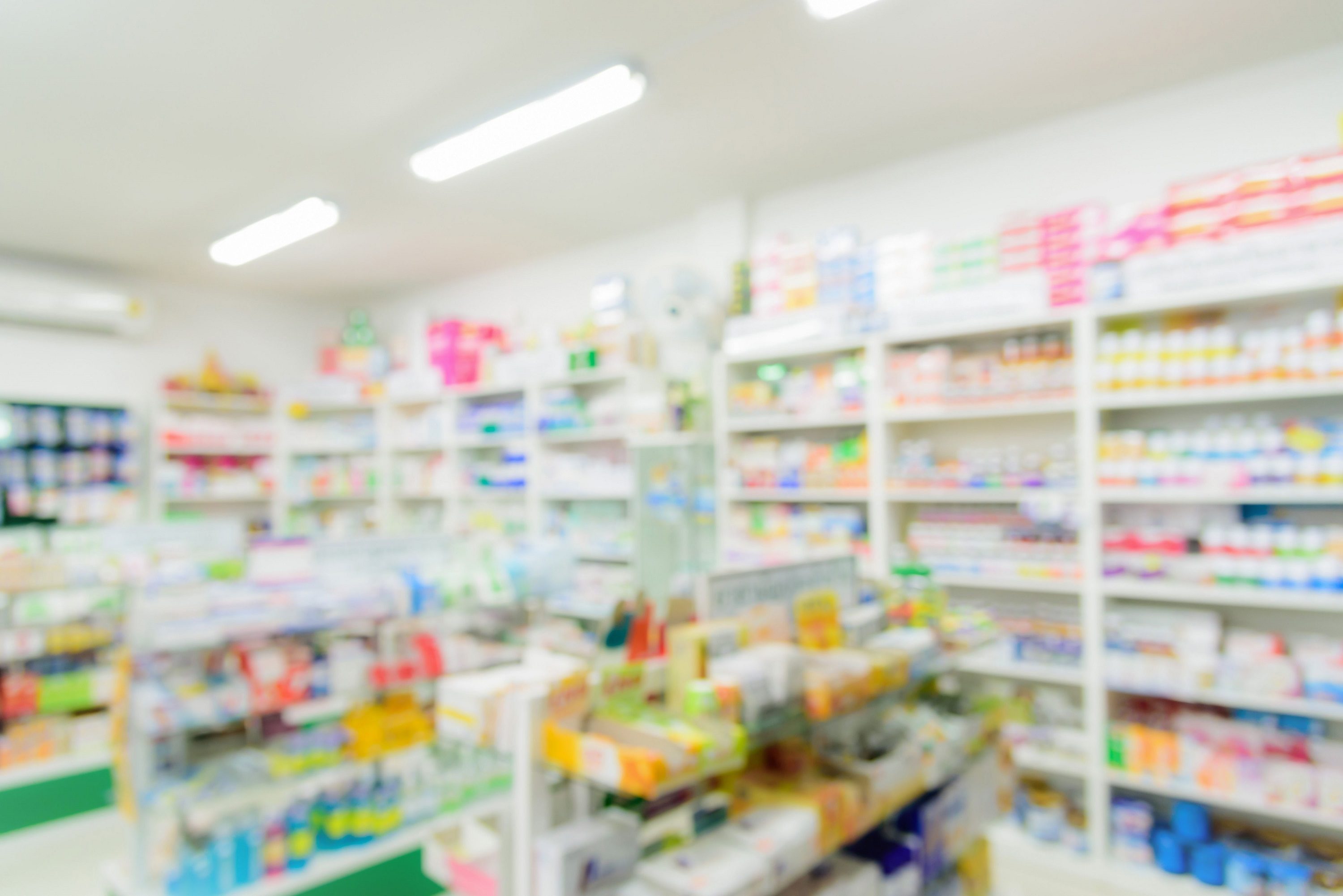 ドラッグストアの店内