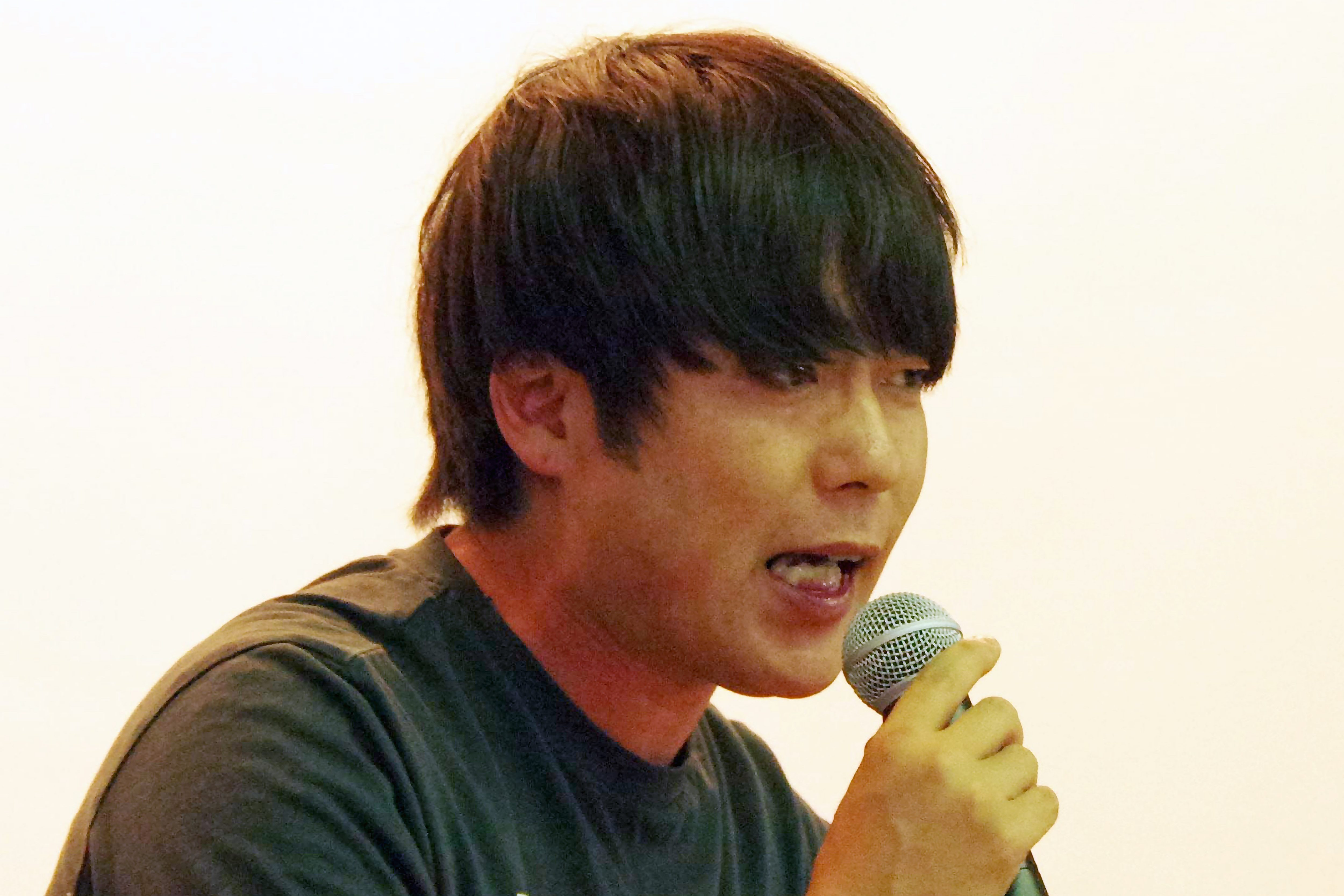 ウーマンラッシュアワー・村本大輔