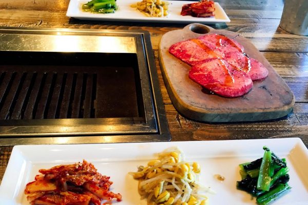 男女で焼肉を食べると脈アリ 焼肉デートで緊張しない方法 ニュースサイトしらべぇ