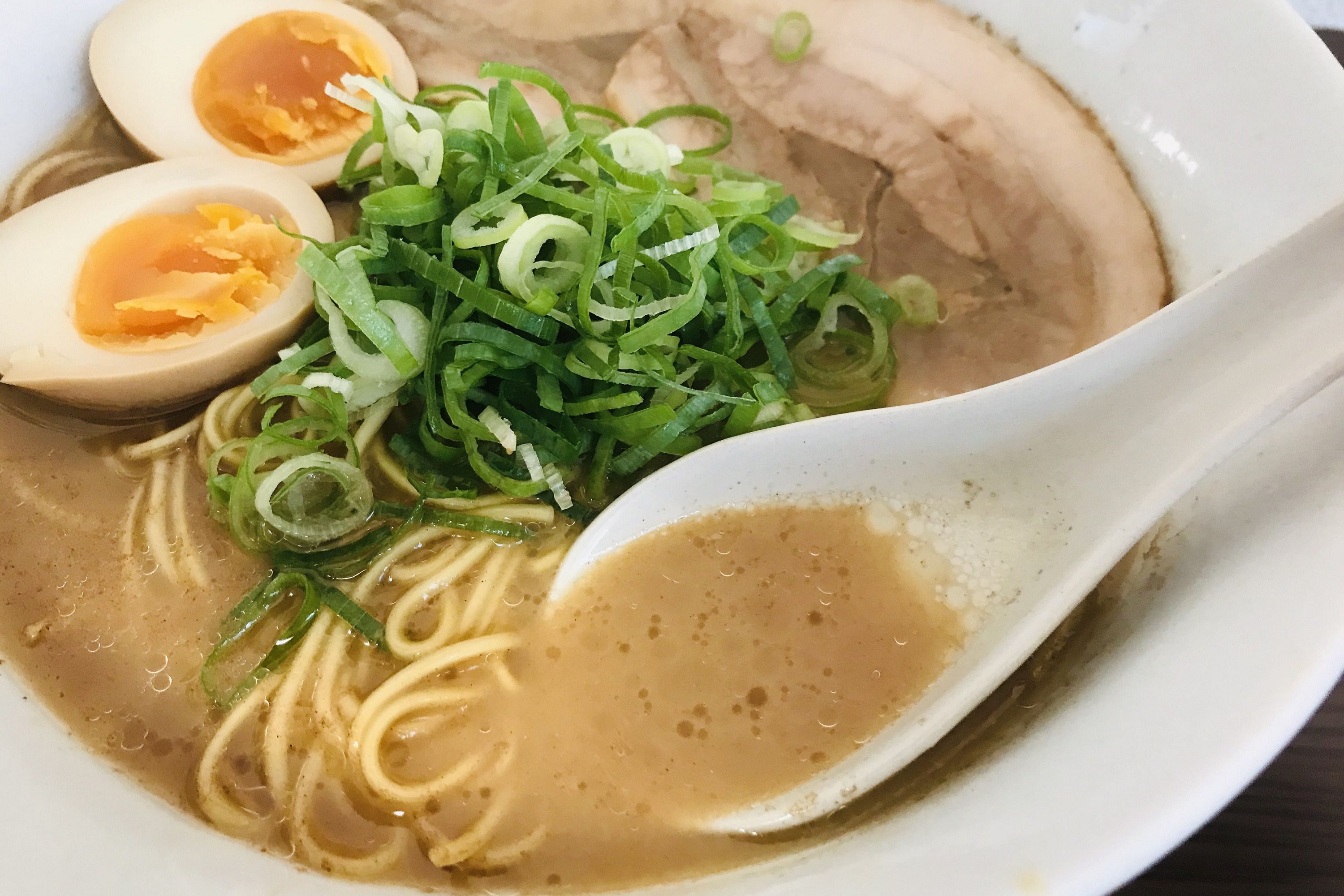 五木食品「熊本もっこすラーメン」