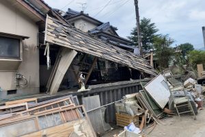 熊本県人吉市、全壊した家屋