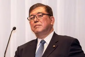 「現金一律給付」を撤回か、ネットでは火に油注ぐ事態に 「とことん国民を馬鹿にしてらっしゃる」