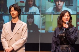 吉高由里子、「横浜流星は憑依型俳優」　映画『きみのめ』特別授業が青学で開催