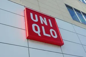 ユニクロのセルフレジ、万引きされた服の代金を払っている可能性が話題　「知らなかった…」とユーザー困惑