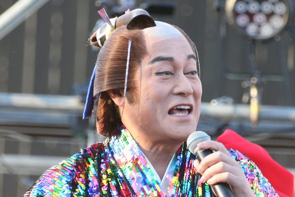 松平健