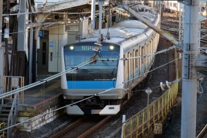 京浜東北線が遅延、乗客の“衝撃の行動”に「え、待って怖っ…」「そんなことある！？」　Xで目撃情報も