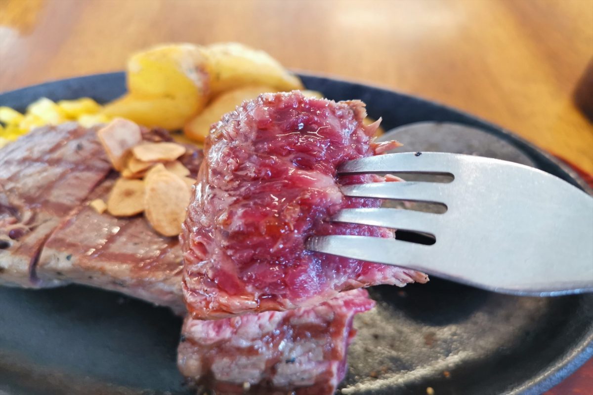 sirabee20210202siniyasusteak004