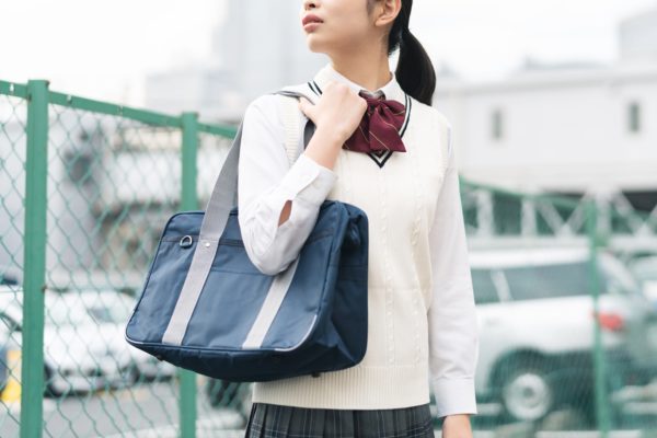 女子高生