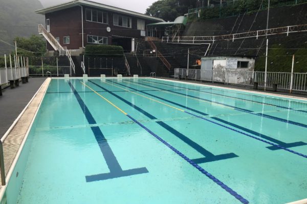 温泉プール
