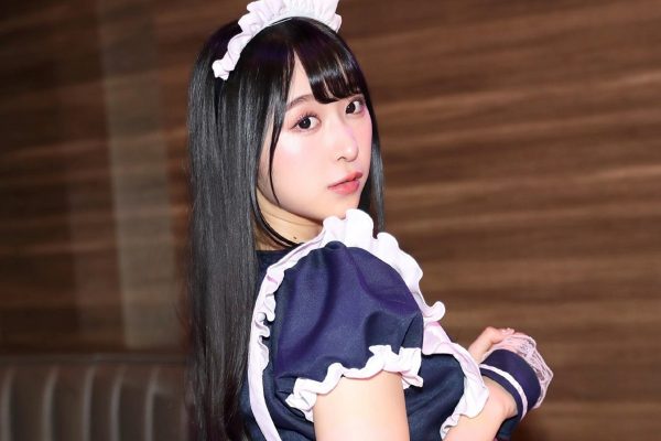 真島なおみ