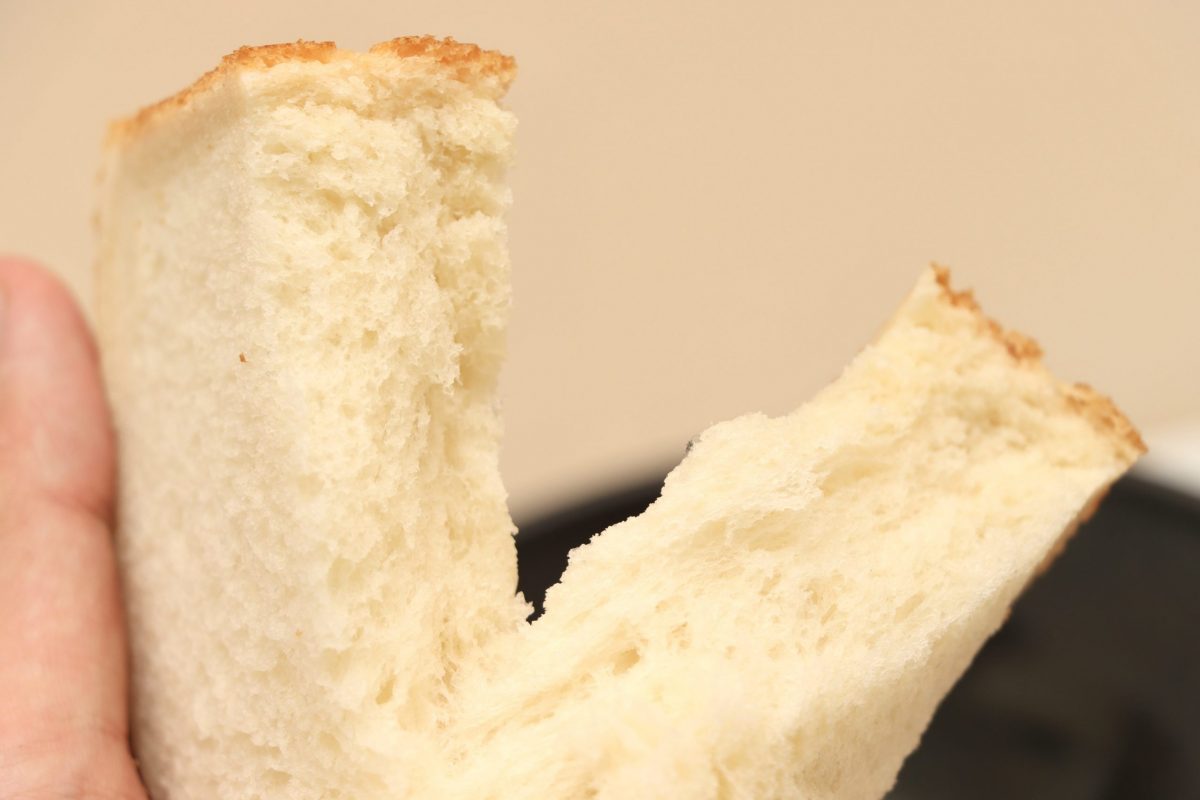 ファミマ　究極の食パン