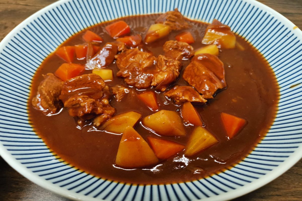 ハワイ料理のビーフシチュー