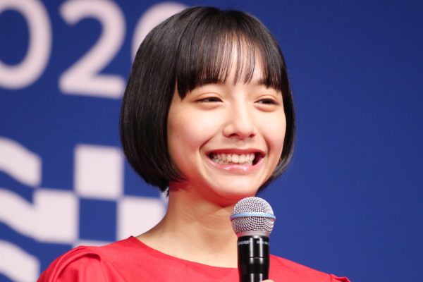 山之内すず