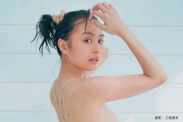 内田理央