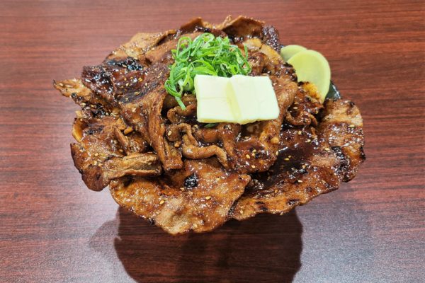 伝説のすた丼屋