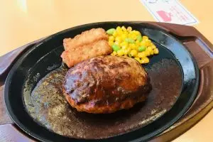 味だけではなかった… 約4割が「料理」に対して気にする要素とは?