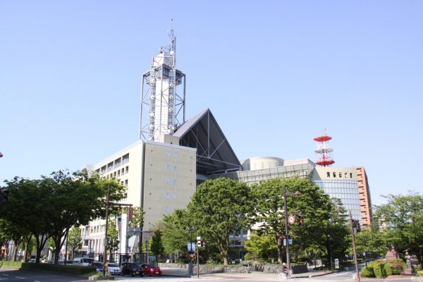 富山市役所外観