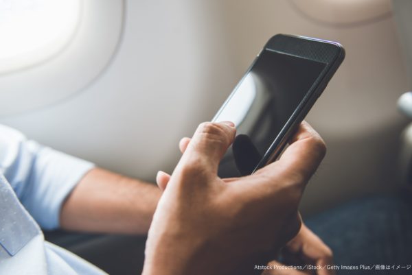 飛行機・機内・スマホ・スマートフォン・携帯電話