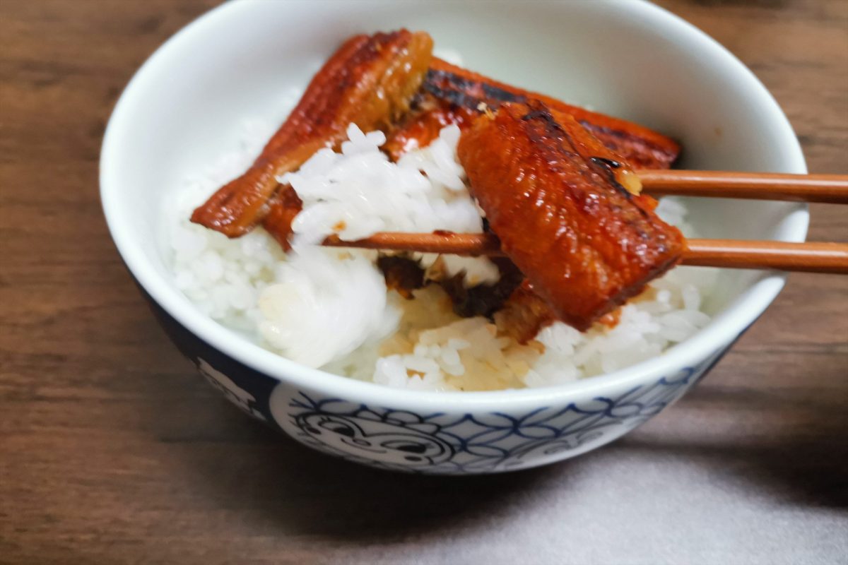 sirabee20210728strongunadon001