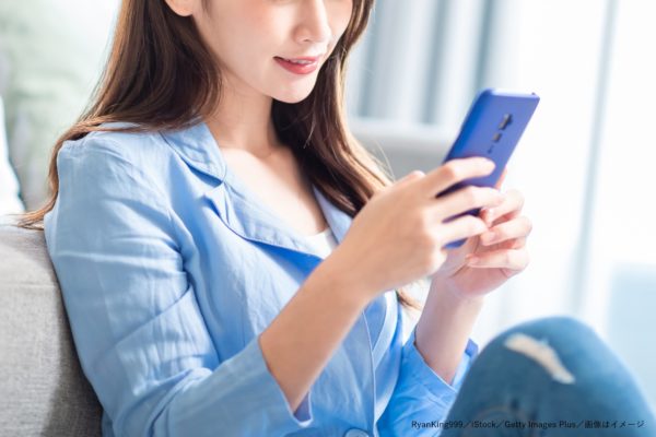 スマホ・スマートフォン・女性
