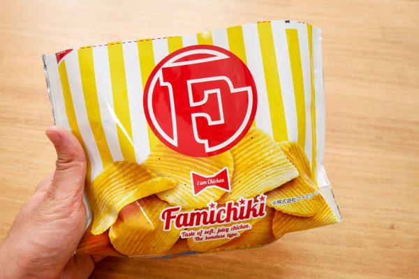 厚切りポテトチップス ファミチキ味