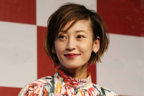 西山茉希