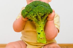 赤ちゃん・野菜・ビーガン