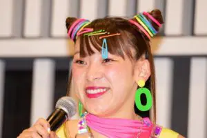 フワちゃんの暴言巡り、先輩芸人が語っていた“機内でのヤバい行動”が話題に