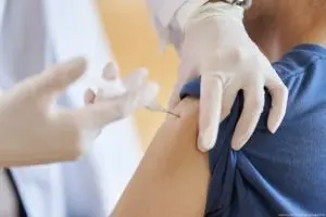 「新型コロナワクチン217回接種で免疫力向上」の仰天報道も…　申告者に虚偽の疑い