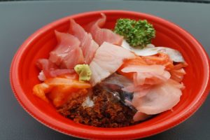 関東一激安！　埼玉県で見つけた「280円海鮮丼」の超絶コスパに震える