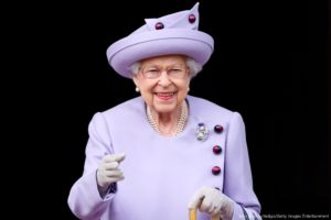 世界に衝撃を与えたエリザベス女王の死　英国は今後どういった国を目指すのか