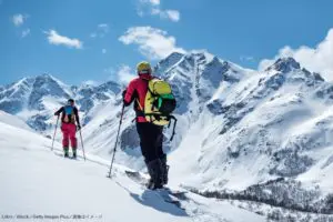 雪崩に巻き込まれ23時間後に生還したスキーヤー　14ヶ月後には歩けるまでに回復