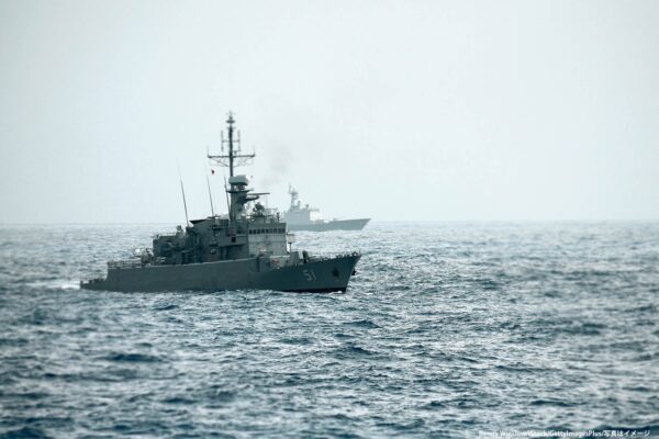 フィリピン海で撮影された戦艦