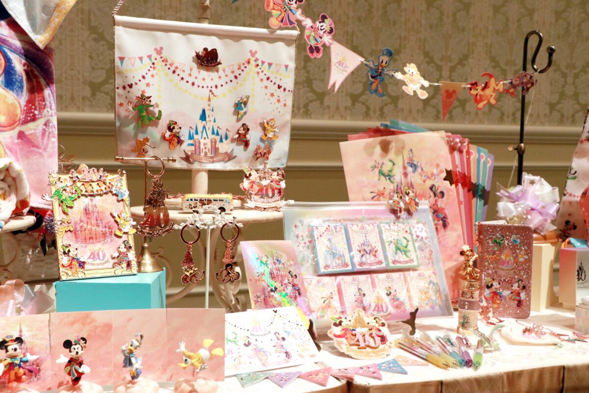 sirabee20230410tdlgoods6