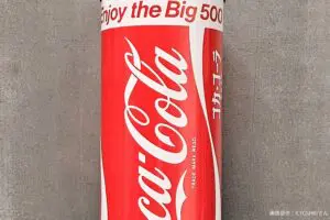 倉庫で見つかったコカ・コーラ、その正体に目を疑う…　「40年前の真実」判明して話題に