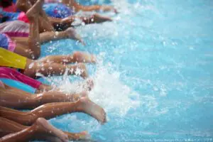 “男女共同の水泳授業”が物議　「嫌で当然」「なぜ学校プールだけ」賛否両論の声