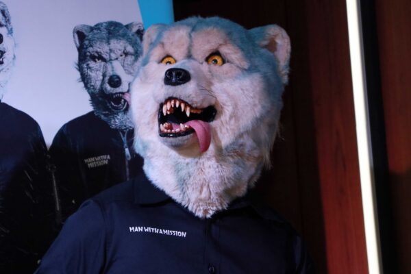 MAN WITH A MISSION　DJ Santa Monica