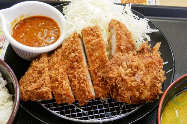 アフリカンチキンかつ定食