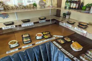 埼玉県川口市の「無人タイ弁当店」が激ウマ　ガパオライスはお店の味