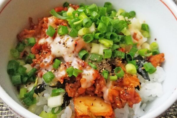 あぶり肉キムチーズ丼