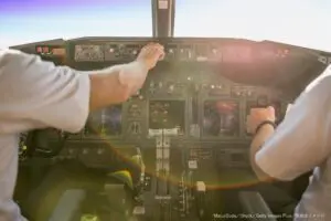父親の姿を見てパイロットを志した息子　ラストフライトは親子で操縦