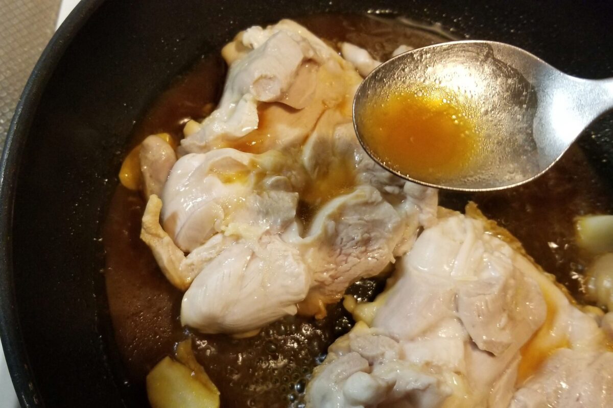 鶏もも肉のにんにくしょうゆ煮・煮汁