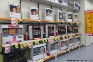 夏の北海道の家電量販店、暖房グッズが勢ぞろい　「出荷の最盛期」という声も…