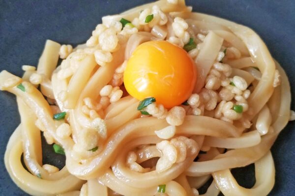 甘辛天かす釜玉うどん