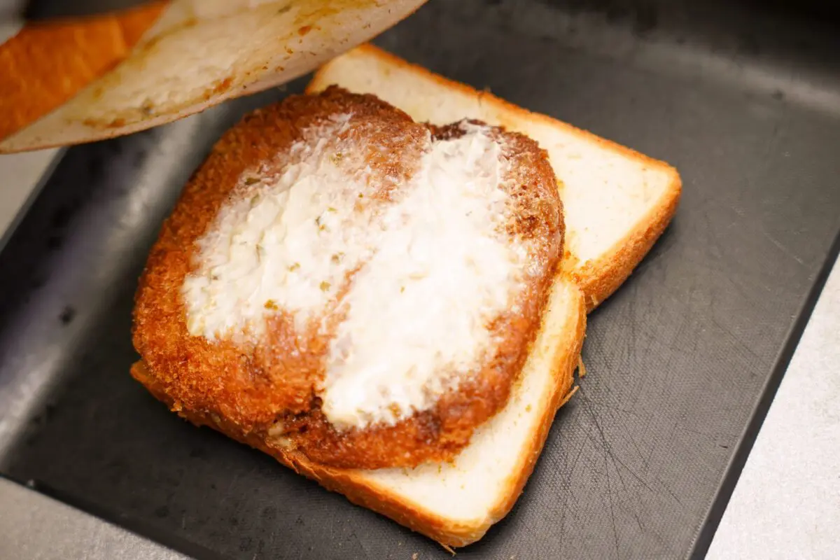 sirabee20231128lawsonstore100_4