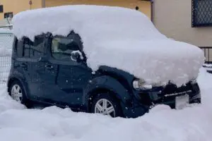 雪が降ったときの車の対策、「逆に危険」新潟民が注意喚起　さすが参考になる…