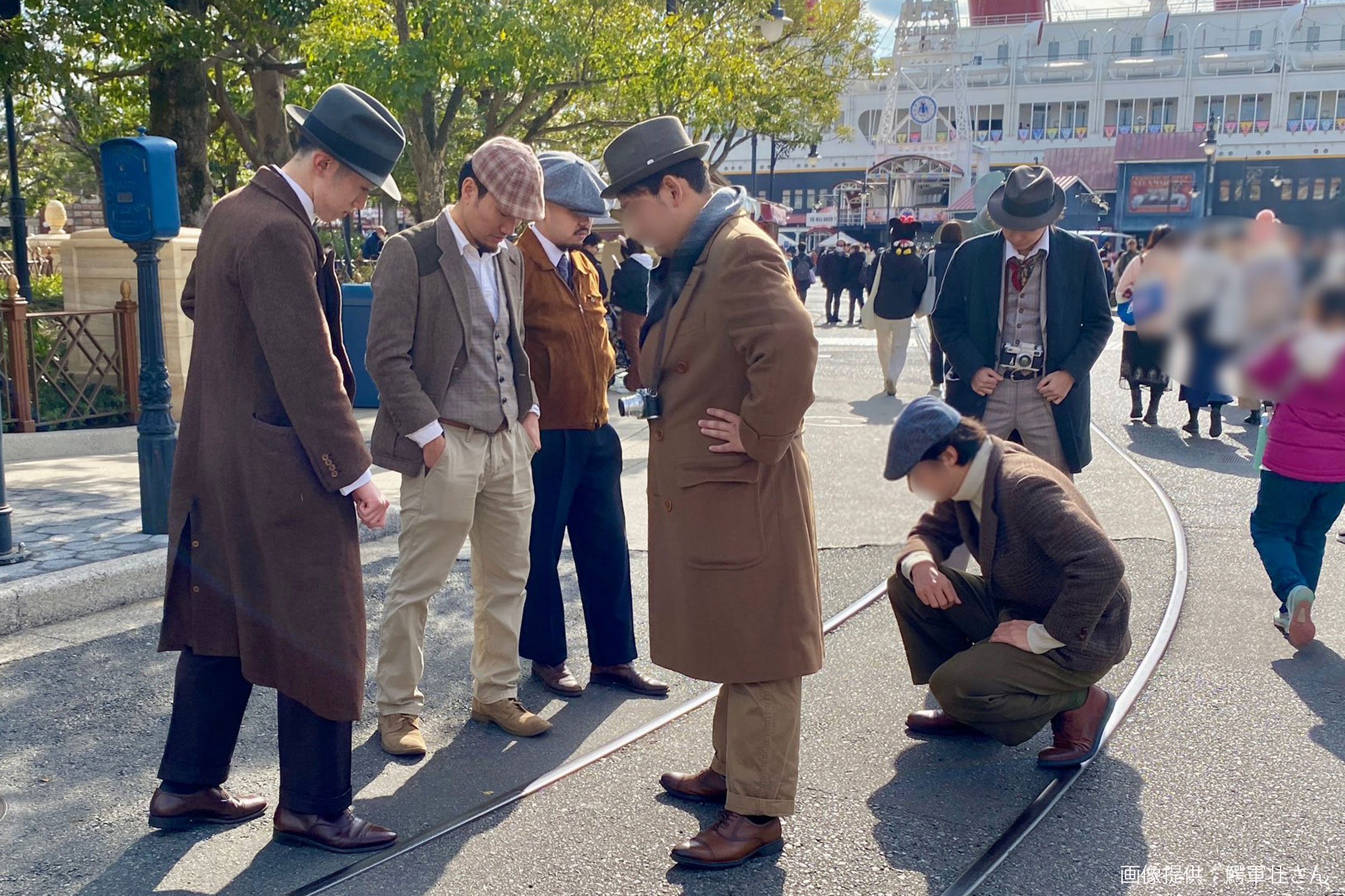 リットン調査団　 東京ディズニー訪れたオタク、驚きのルーティンに目を疑う 「教科書で