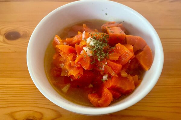 丸ごとにんじんの食べるスープ